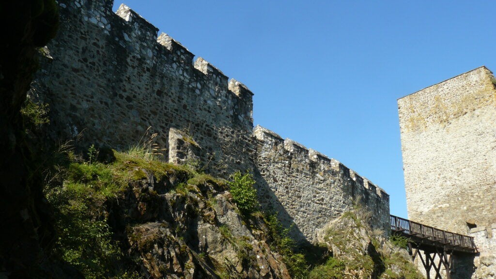 Cornštejn 12