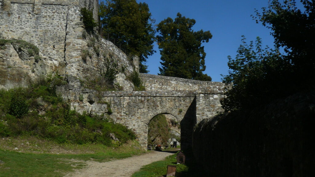 Cornštejn 13